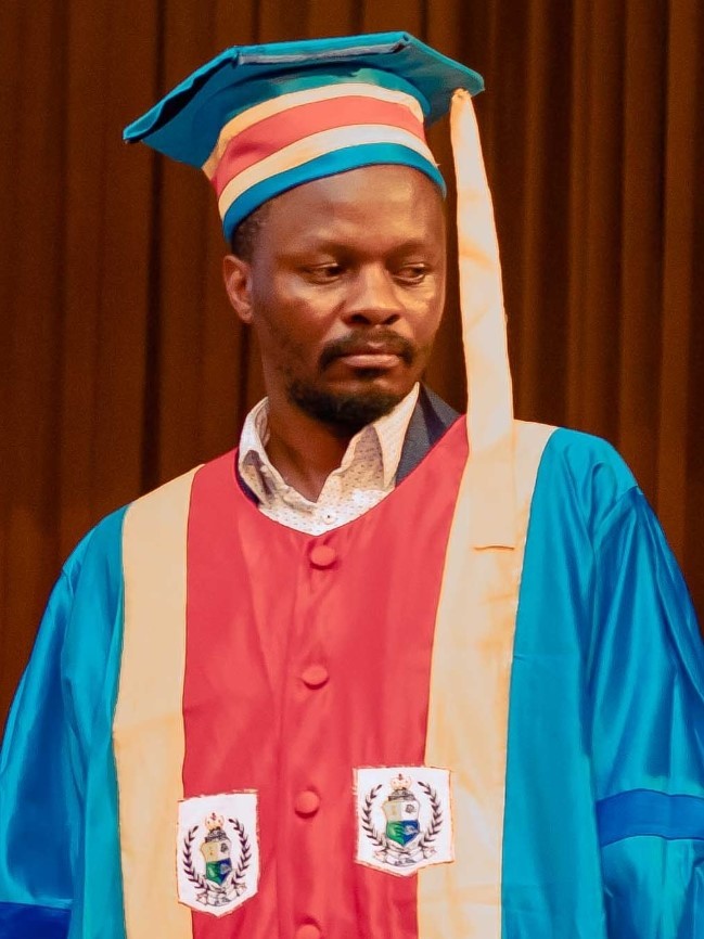 Prof. Olivier OMBENI CHIRHUNGULA